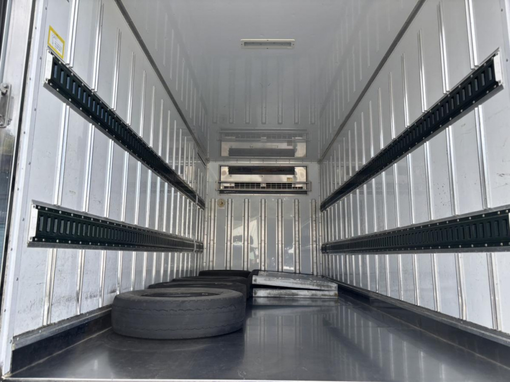 いすゞ エルフ 冷凍バン 小型 TRG-NMR85AN 年式 R1[写真14]