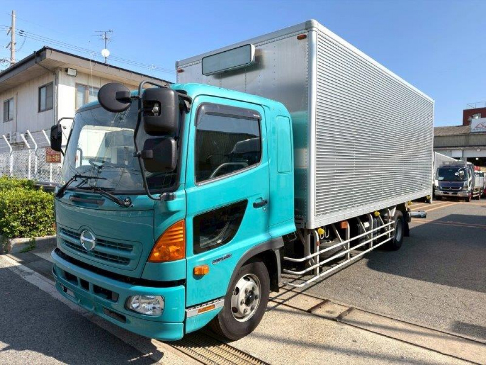 日野 レンジャー バン車 中増t TKG-GD7JLAA 年式 H28[写真01]