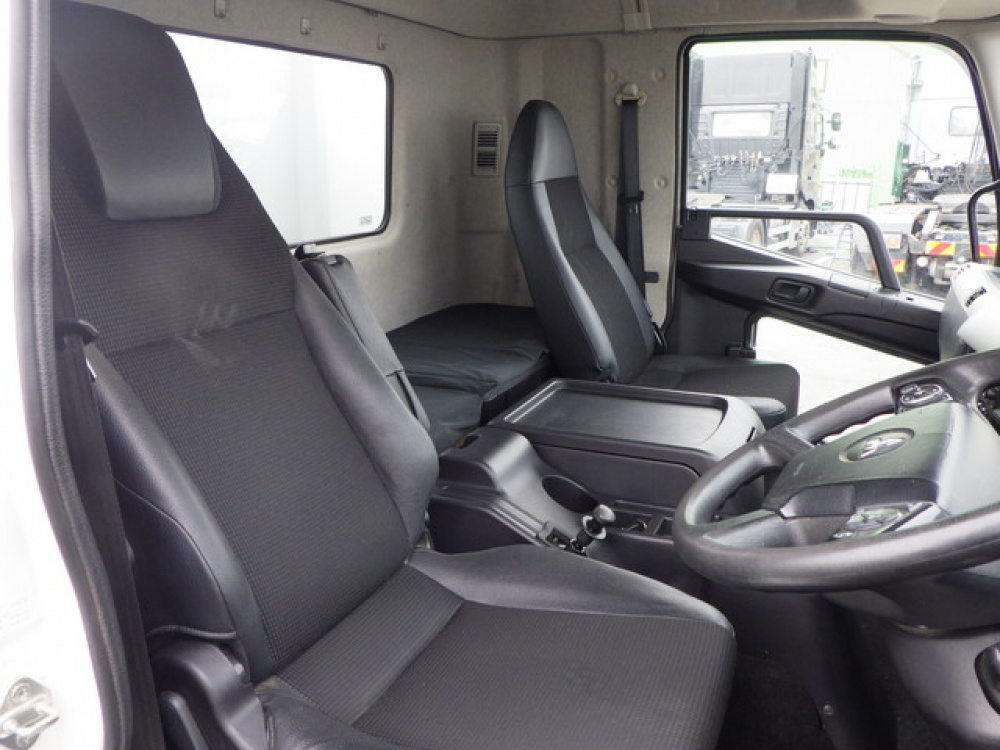 三菱ふそう ファイター ウイング車 中増t 2KG-FK62FY 年式 R3[写真20]