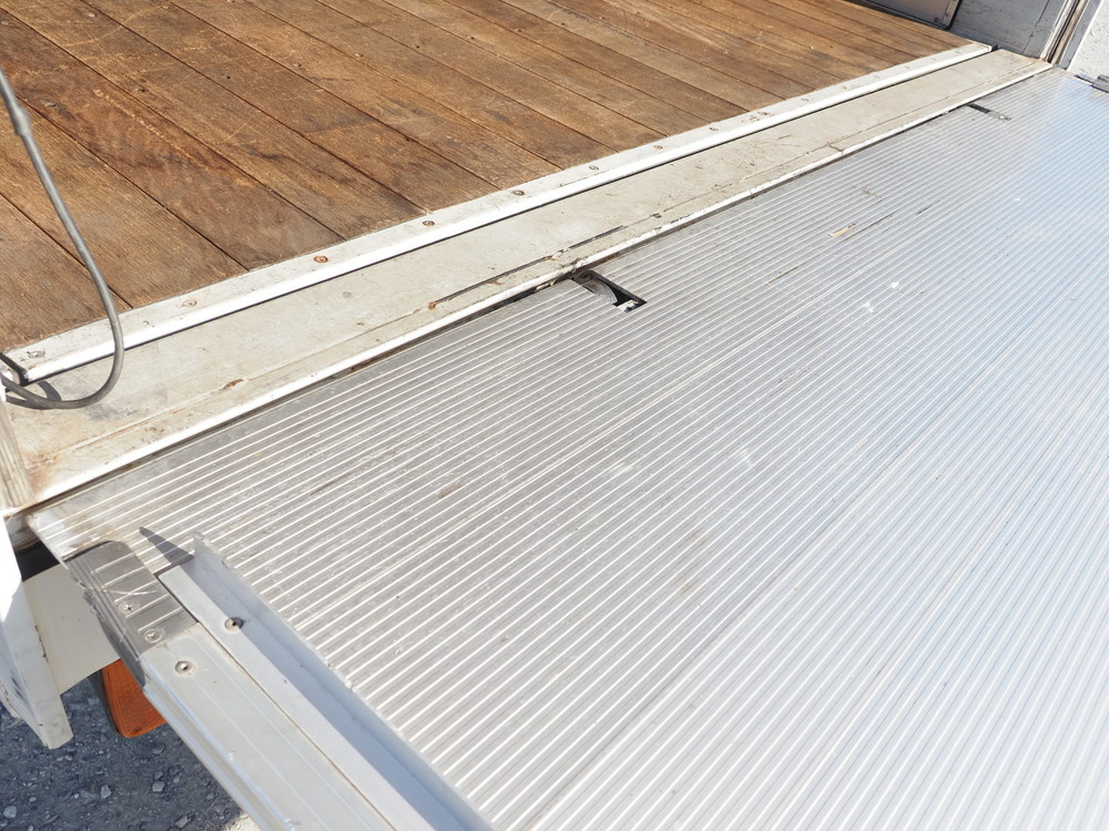 日野 レンジャープロ ウイング車 中型 TKG-FD9JLAG 年式 H26[写真31]