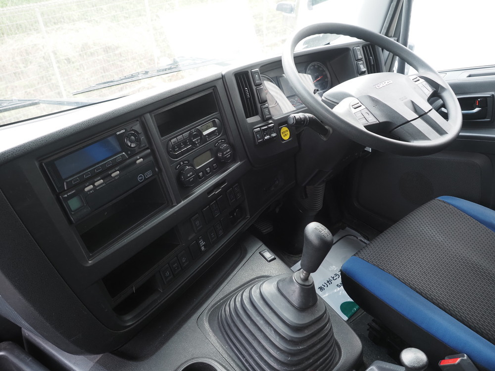 いすゞ ギガ ウイング車 大型 2PG-CYJ77C 年式 R1[写真33]