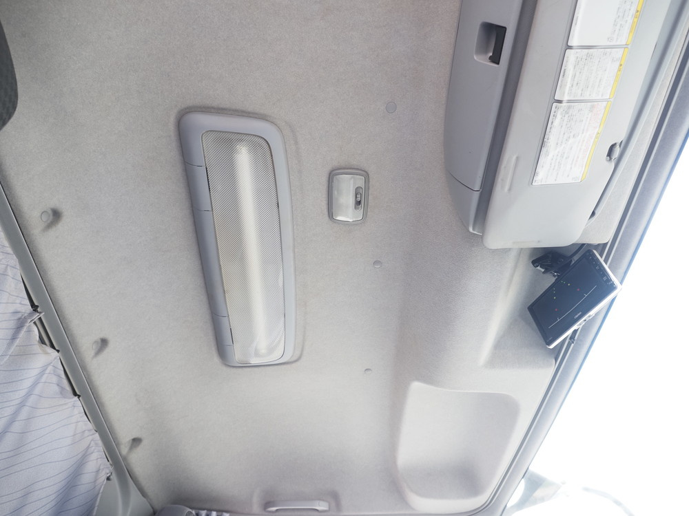 いすゞ フォワード ウイング車 中型 TKG-FRR90T2 年式 H27[写真32]