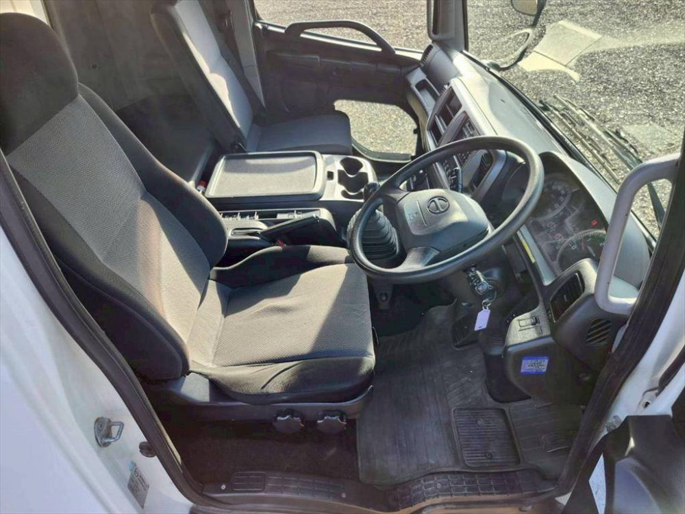 日野 レンジャー 冷凍ウイング 中型 TKG-FD7JLAG 年式 H28[写真05]