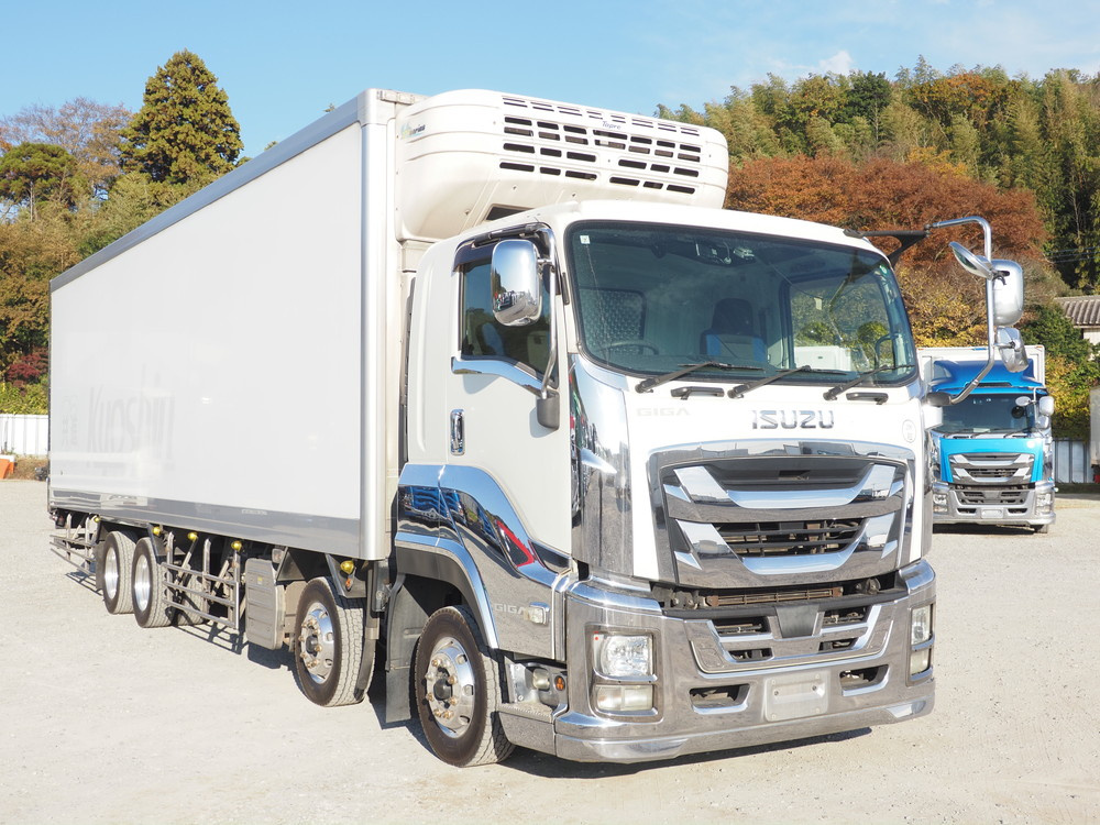 いすゞ ギガ 冷凍バン 大型 QKG-CYJ77BA 年式 H28[写真03]