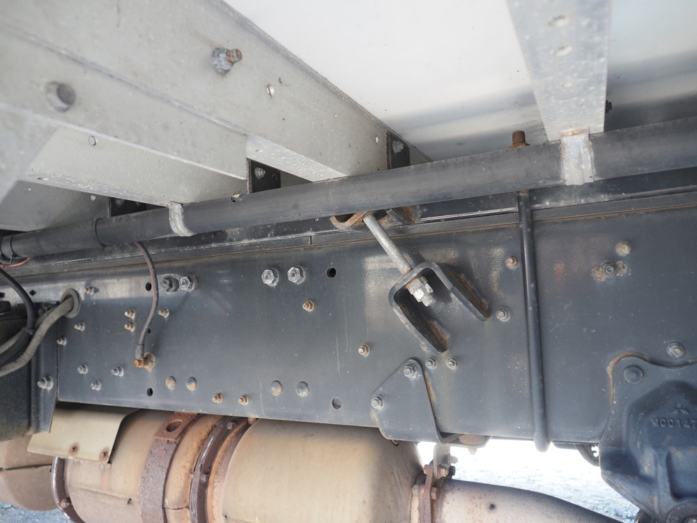 三菱ふそう スーパーグレート ウイング車 大型 QKG-FS54VZ 年式 H26[写真45]