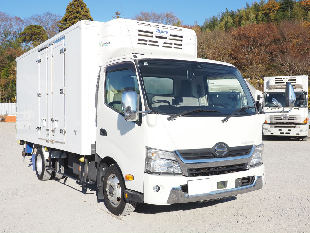 日野 デュトロ 冷凍バン 小型 TKG-XZU712M 年式 H29[写真04]