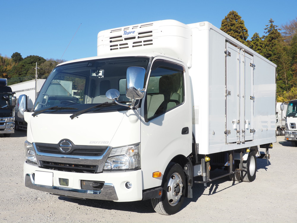 日野 デュトロ 冷凍バン 小型 TKG-XZU712M 年式 H29[写真01]