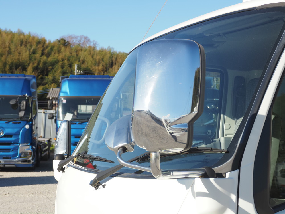 日野 デュトロ 冷凍バン 小型 TKG-XZU712M 年式 H29[写真09]