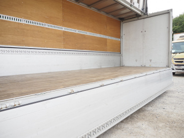 いすゞ フォワード ウイング車 中型 TKG-FRR90T2 年式 H29[写真20]