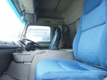 いすゞ ギガ ウイング車 大型 QKG-CYJ77A 年式 H24[写真41]