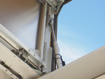 いすゞ ギガ ウイング車 大型 QKG-CYL77A 年式 H27 [写真20]