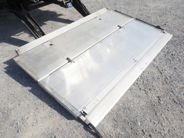 いすゞ ギガ ウイング車 大型 QKG-CYL77A 年式 H27 [写真32]