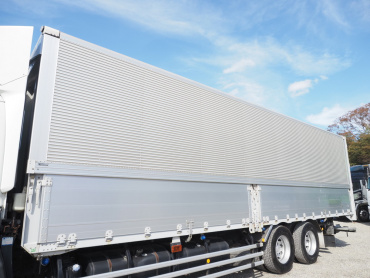 いすゞ ギガ ウイング車 大型 QKG-CYL77A 年式 H27 [写真16]