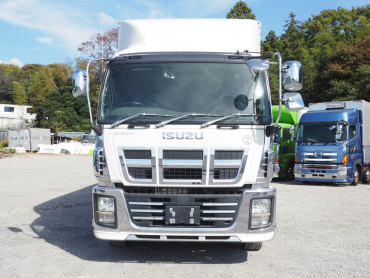 いすゞ ギガ ウイング車 大型 QKG-CYL77A 年式 H27 [写真03]