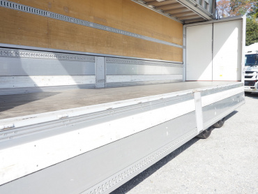 いすゞ ギガ ウイング車 大型 QKG-CYL77A 年式 H27 [写真22]