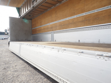 いすゞ ギガ ウイング車 大型 2PG-CYJ77C 年式 R1[写真20]