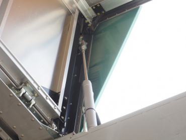 いすゞ ギガ ウイング車 大型 2PG-CYJ77C 年式 R1[写真12]