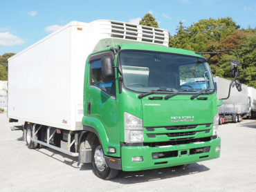 いすゞ フォワード 冷凍バン 中型 TKG-FRR90S2 年式 H28[写真04]