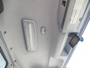 いすゞ フォワード 冷凍バン 中型 TKG-FRR90S2 年式 H28[写真28]