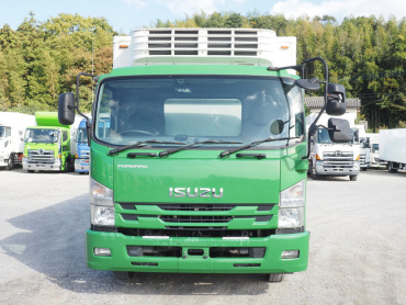 いすゞ フォワード 冷凍バン 中型 TKG-FRR90S2 年式 H28[写真03]