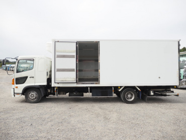 日野 レンジャープロ 冷凍バン 中型 TKG-FD9JCAA 年式 H29[写真15]