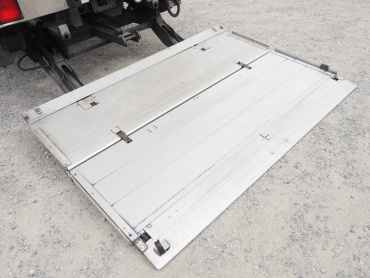 日野 レンジャープロ 冷凍バン 中型 TKG-FD9JCAA 年式 H29[写真21]