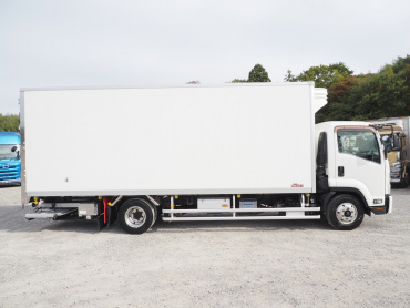 いすゞ フォワード 冷凍バン 中型 TKG-FRR90T2 年式 H25[写真09]