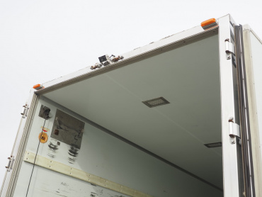 いすゞ フォワード 冷凍バン 中型 TKG-FRR90T2 年式 H25[写真13]