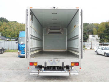 いすゞ フォワード 冷凍バン 中型 TKG-FRR90T2 年式 H25[写真14]