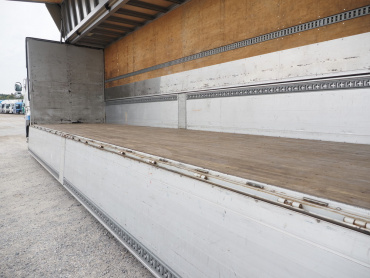 日野 プロフィア ウイング車 大型 LKG-FW1EXBG 年式 H23 [写真20]