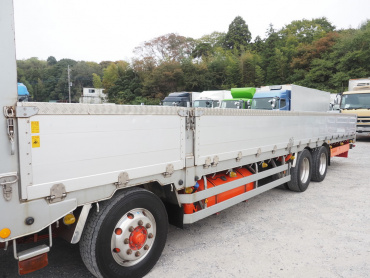 いすゞ ギガ 平ボディ 大型 QKG-CYJ77B 年式 H29[写真15]