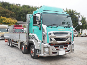 いすゞ ギガ 平ボディ 大型 QKG-CYJ77B 年式 H29[写真05]