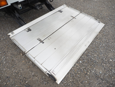 いすゞ フォワード ウイング車 中増t SPG-FSR90S2 年式 H28[写真28]