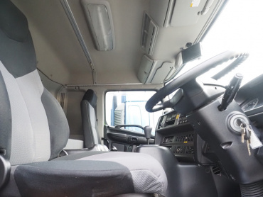 日野 プロフィア 冷凍バン 大型 QPG-FW1EXEG 年式 H28[写真30]