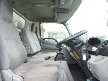 日野 デュトロ 冷凍バン 小型 TKG-XZU720M 年式 H27[写真32]