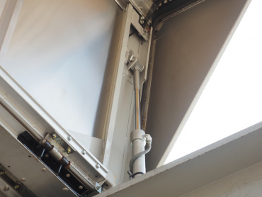 日野 レンジャープロ ウイング車 中型 TPG-FD7JLAA 年式 H28[写真13]