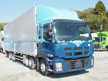 いすゞ ギガ ウイング車 大型 LKG-CYJ77A 年式 H24[写真05]