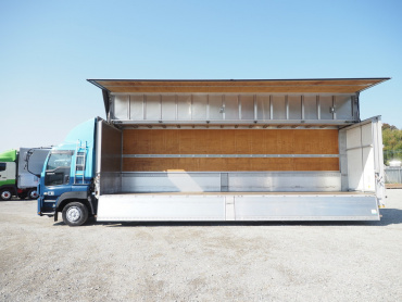 いすゞ ギガ ウイング車 大型 LKG-CYJ77A 年式 H24[写真17]