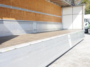 いすゞ ギガ ウイング車 大型 LKG-CYJ77A 年式 H24[写真21]