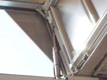 いすゞ ギガ ウイング車 大型 LKG-CYJ77A 年式 H24[写真18]