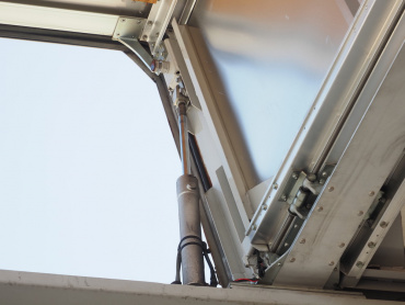 いすゞ ギガ ウイング車 大型 LKG-CYJ77A 年式 H24[写真13]