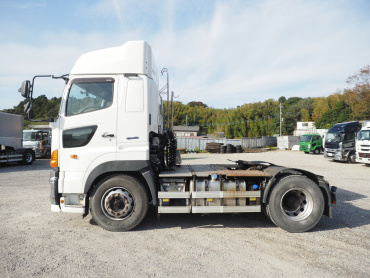 日野 プロフィア トラクタ 大型 QPG-SH1EDDG 年式 H29[写真08]