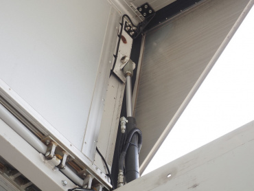 三菱ふそう スーパーグレート ウイング車 大型 QKG-FS54VZ 年式 H26[写真12]