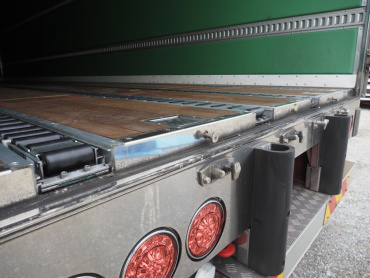 いすゞ フォワード バン車 中増t QPG-FTR34T2 年式 H29[写真23]