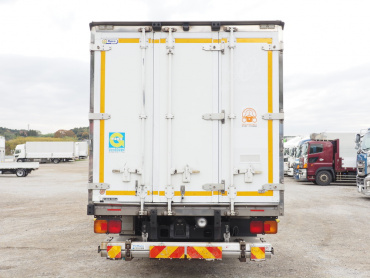 日野 レンジャープロ 冷凍バン 中型 TKG-FC9JKAG 年式 H26[写真06]