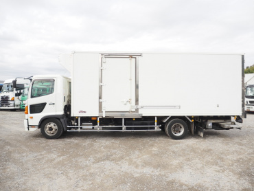 日野 レンジャープロ 冷凍バン 中型 TKG-FC7JKAA 年式 H25[写真11]