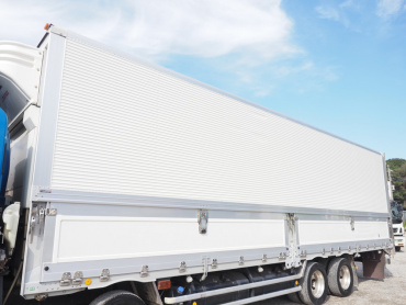 いすゞ ギガ 冷凍ウイング 大型 2KG-CYJ77C 年式 H30[写真16]