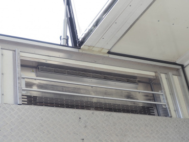 いすゞ ギガ 冷凍ウイング 大型 2KG-CYJ77C 年式 H30[写真30]