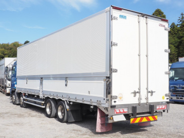 いすゞ ギガ 冷凍ウイング 大型 2KG-CYJ77C 年式 H30[写真07]