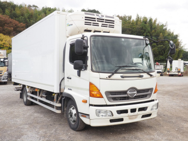 日野 レンジャープロ 冷凍バン 中型 TKG-FC9JKAG 年式 H26[写真04]